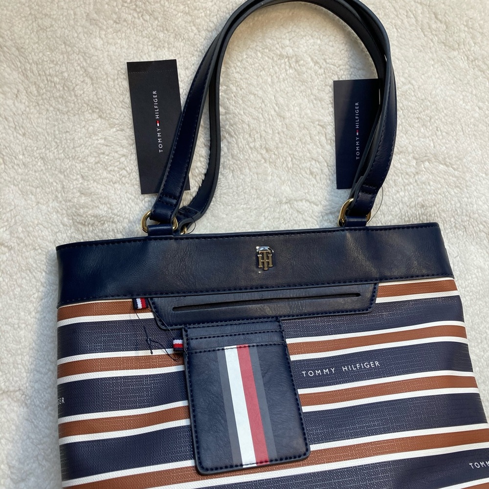 Tommy Hilfiger Faux Leather Bag and Wallet Set!